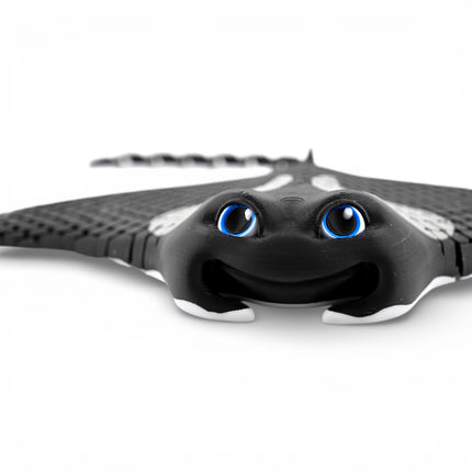 3D Printed Flexi Manta Ray – “Manny” with Realistic Glass Eyes