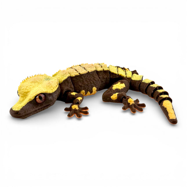 Crested gecko figurine, autumn morph 3D printed with glass eyes
