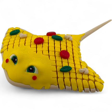 3D Printed Pizza Stingray Sculpture: Quirky Ocean Decor