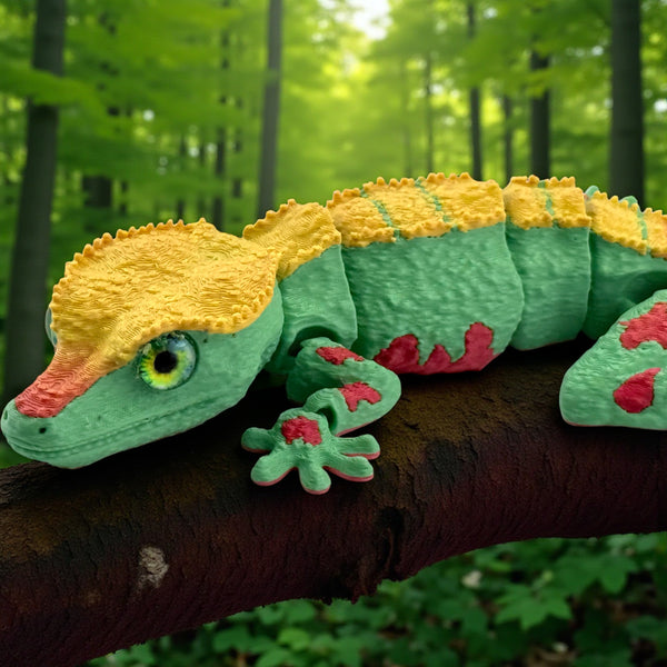 3D Printed Crested Gecko with Realistic Glass Eyes – Bright Green with Red Markings & Golden Top