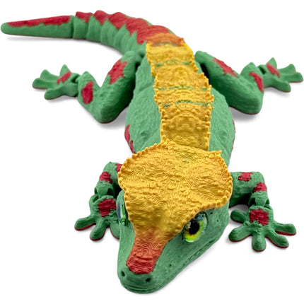 3D Printed Crested Gecko with Realistic Glass Eyes – Bright Green with Red Markings & Golden Top