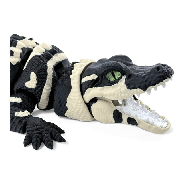 3D Printed Baby Alligator Figurine - Black Variant, 13 Inch Reptile Decor Collectible Gift with Glass Eyes