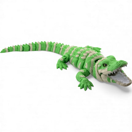 3D Printed Realistic Alligator with Glass Eyes and Articulated Jaw – Matte Light Green Gradient (14 Inches Long)