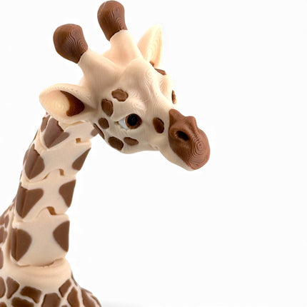 3D Printed Giraffe Figurine – 9 Inches Tall