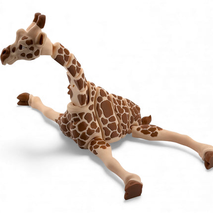 3D Printed Giraffe Figurine – 9 Inches Tall