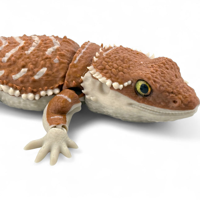 Bearded dragon figurine, articulated 3D printed with glass eyes