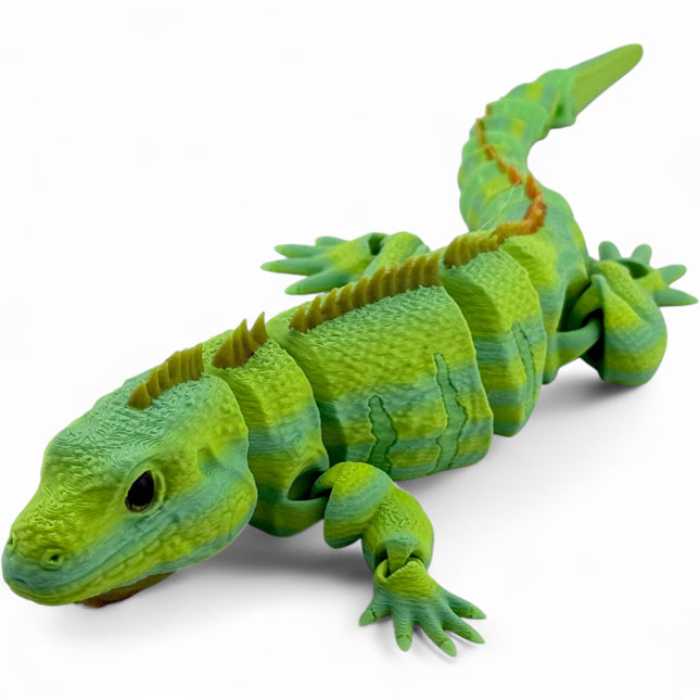 3D Printed Articulated Iguana – Realistic Tropical Lizard with Glass Eyes