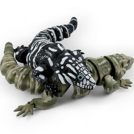 Tegu Lizard Model with Glass Eyes in Black & White or Green Gradient