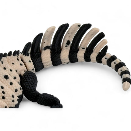 3D Printed Beige Sailfin Lizard – Available in Two Sizes